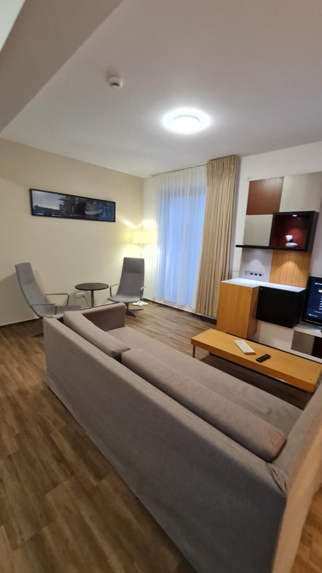 Jafar Resort 11 Penthouse Тимишоара Экстерьер фото